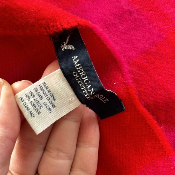 American Eagle Outfitters Red and Pink Plaid Scarf - Picture 4 of 5